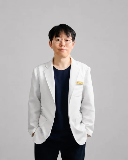 변진수 보철과원장